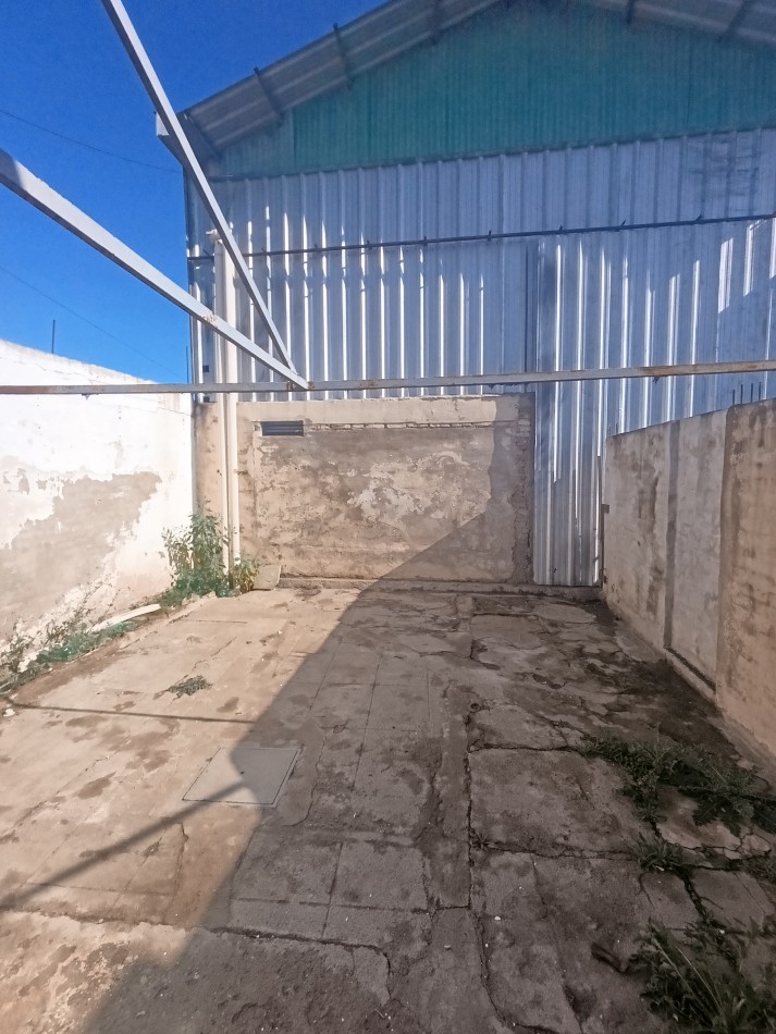 Casa 2d + Galpon 350 mts en cabo Farina