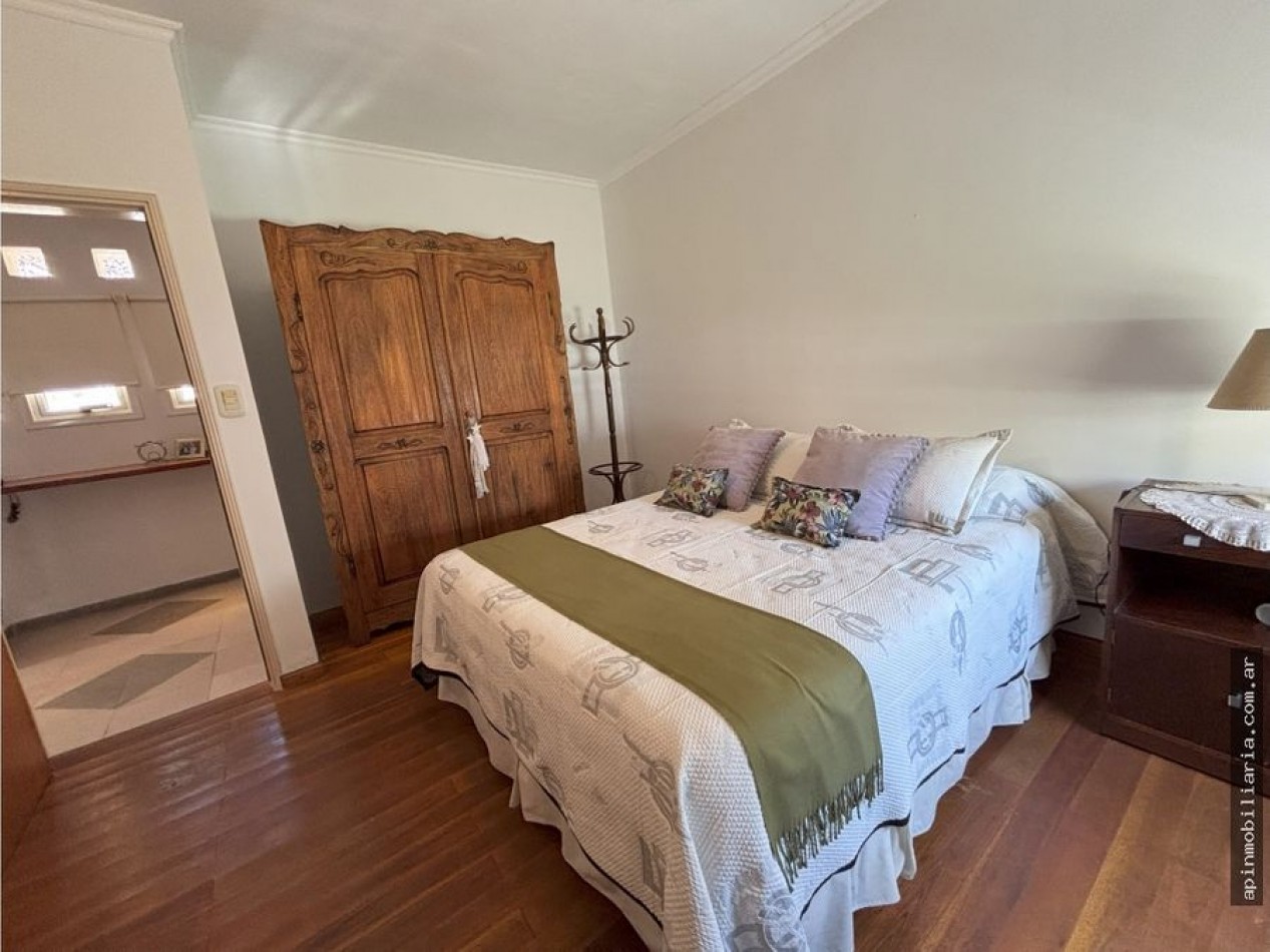 VENTA CASA 3 DORMITORIOS EN BARRIO LOS MANANTIALES C. PAZ