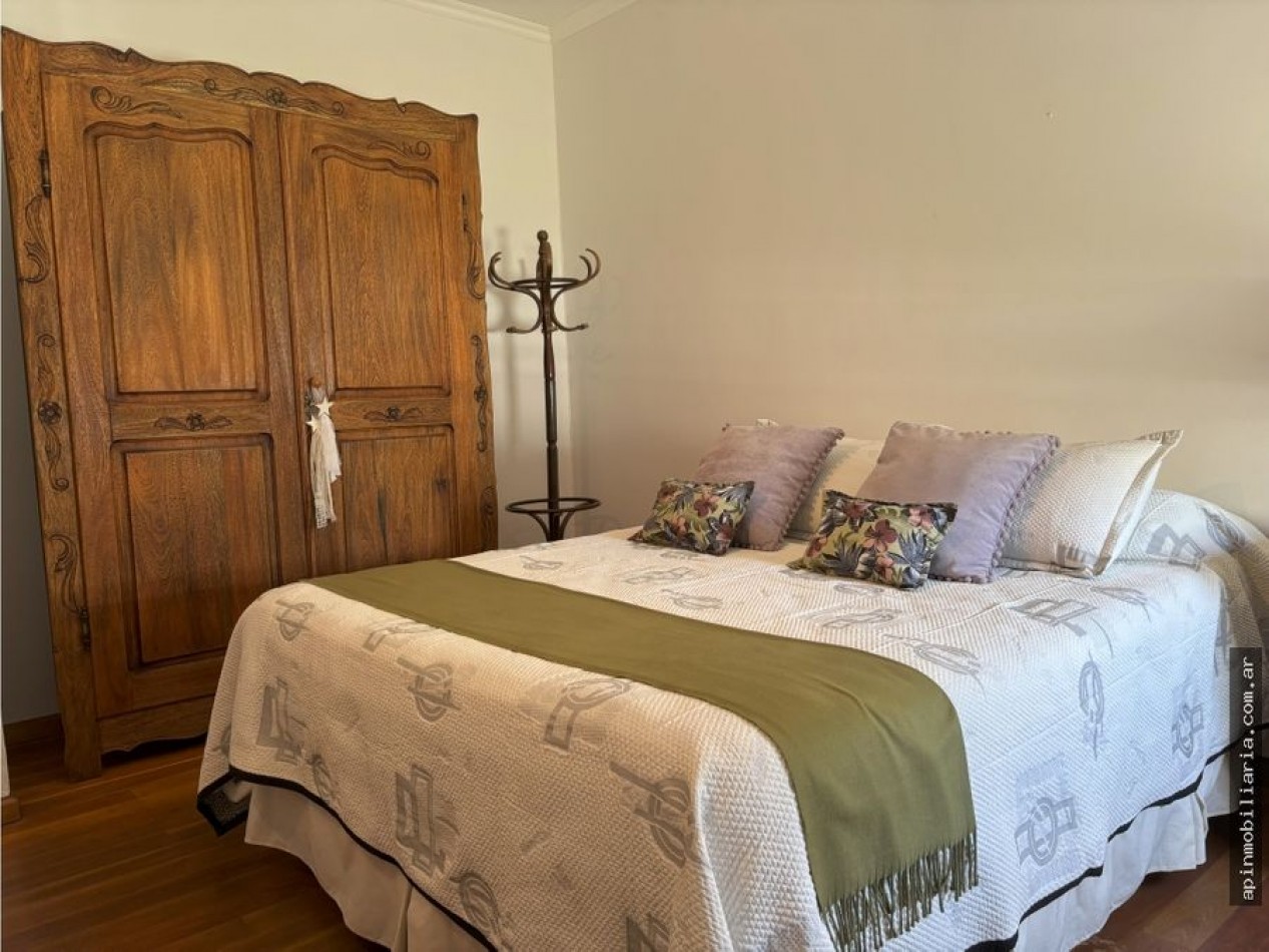 VENTA CASA 3 DORMITORIOS EN BARRIO LOS MANANTIALES C. PAZ