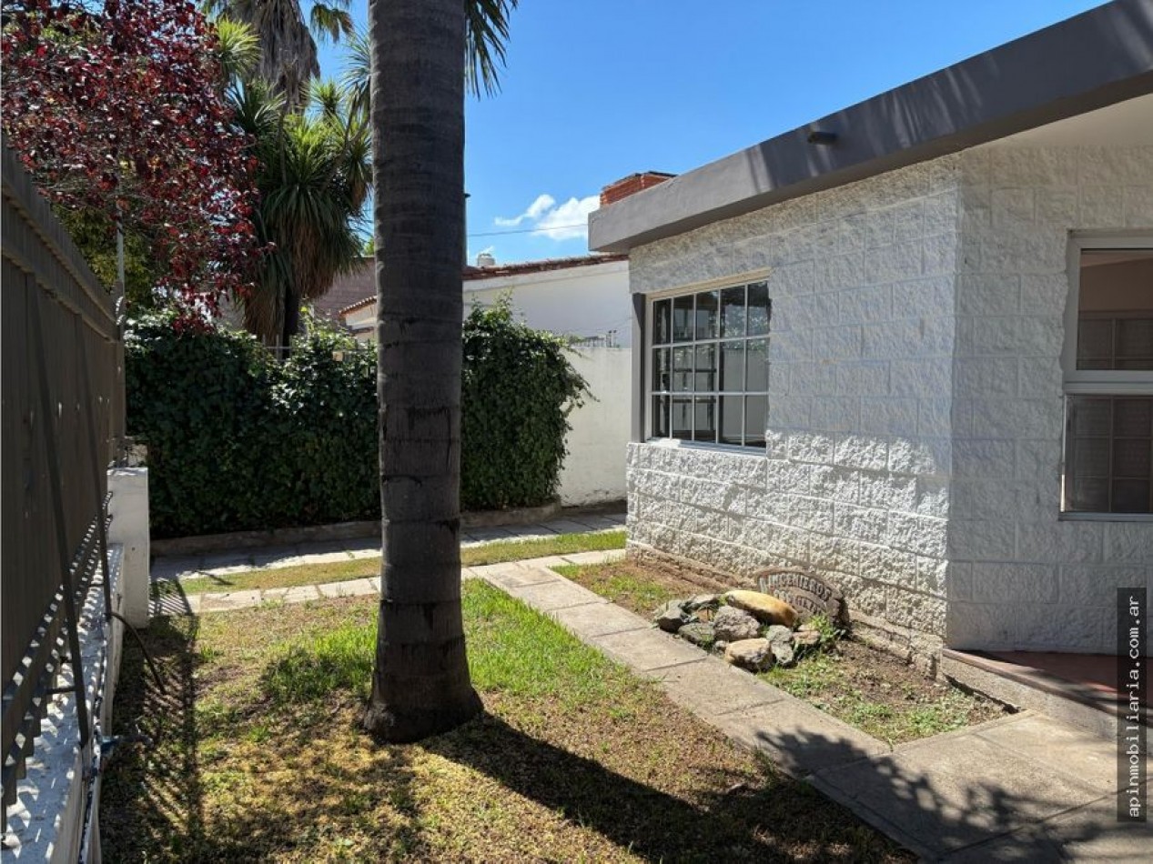 Venta casa 4d c/pileta y quincho Carlos paz 