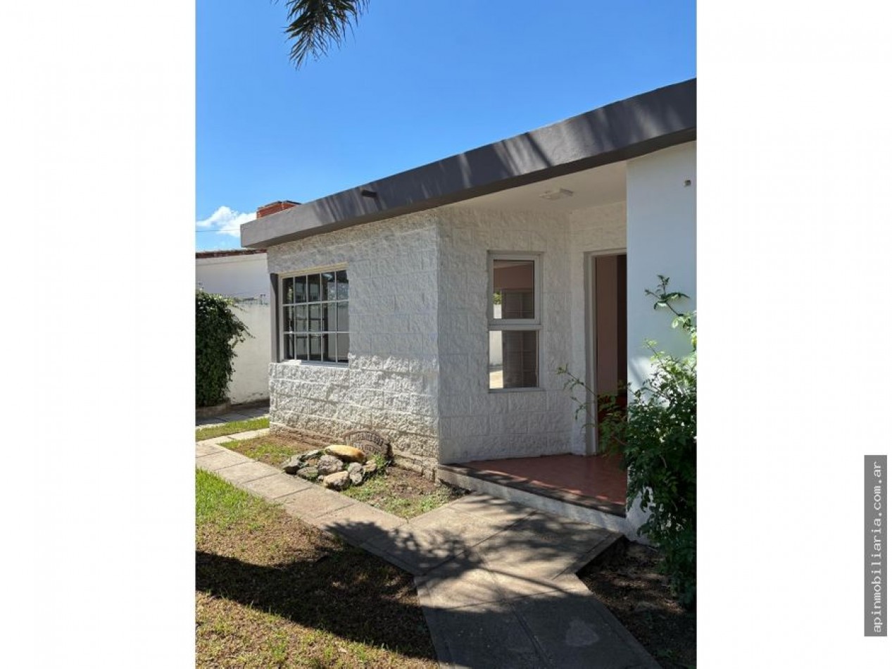 Venta casa 4d c/pileta y quincho Carlos paz 