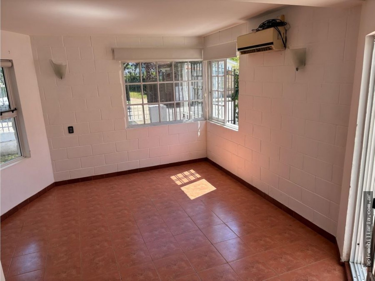 Venta casa 4d c/pileta y quincho Carlos paz 