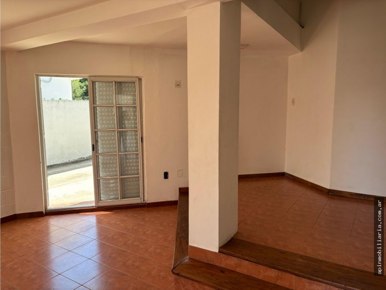 Venta casa 4d c/pileta y quincho Carlos paz 