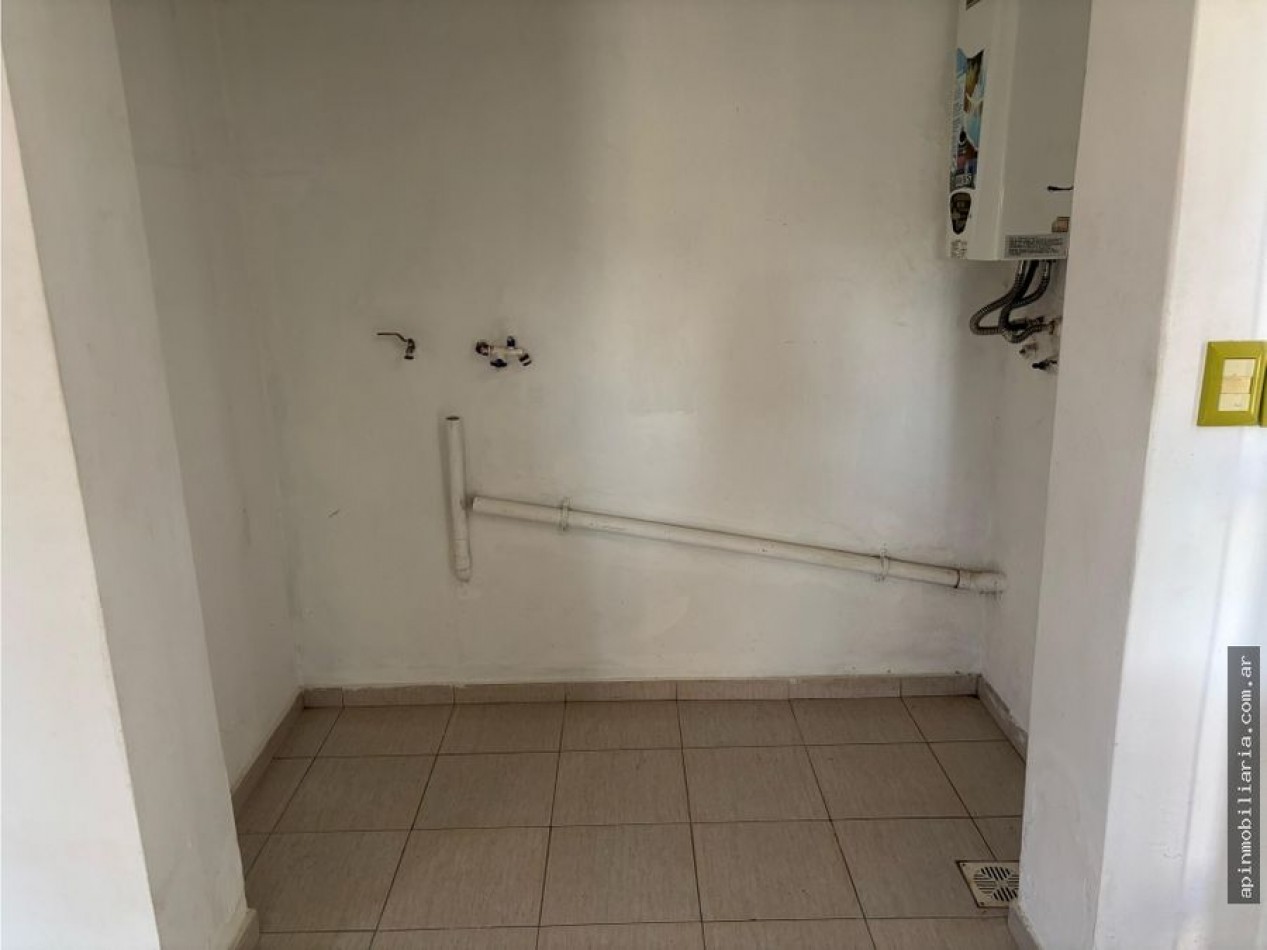 Venta casa 4d c/pileta y quincho Carlos paz 