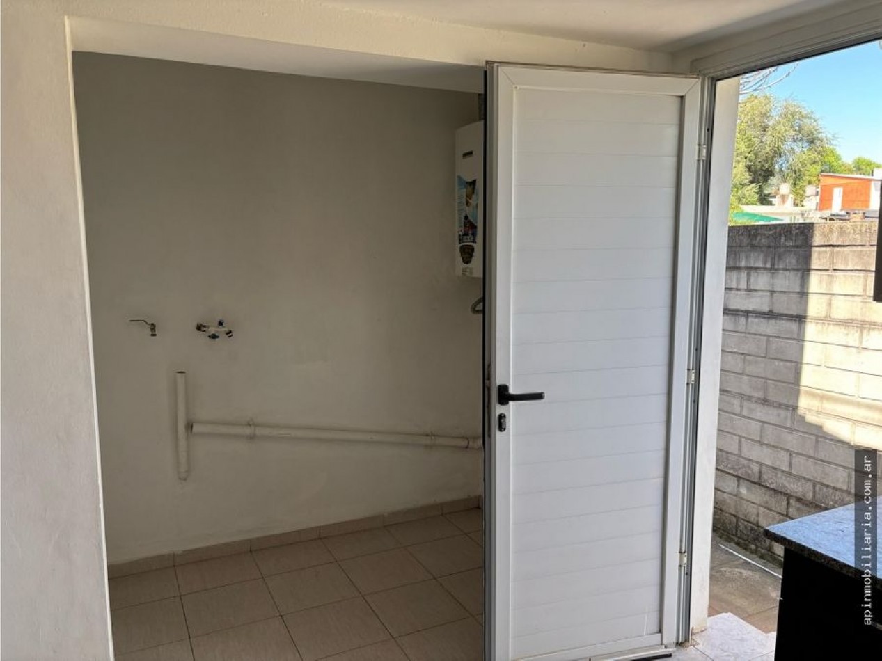 Venta casa 4d c/pileta y quincho Carlos paz 