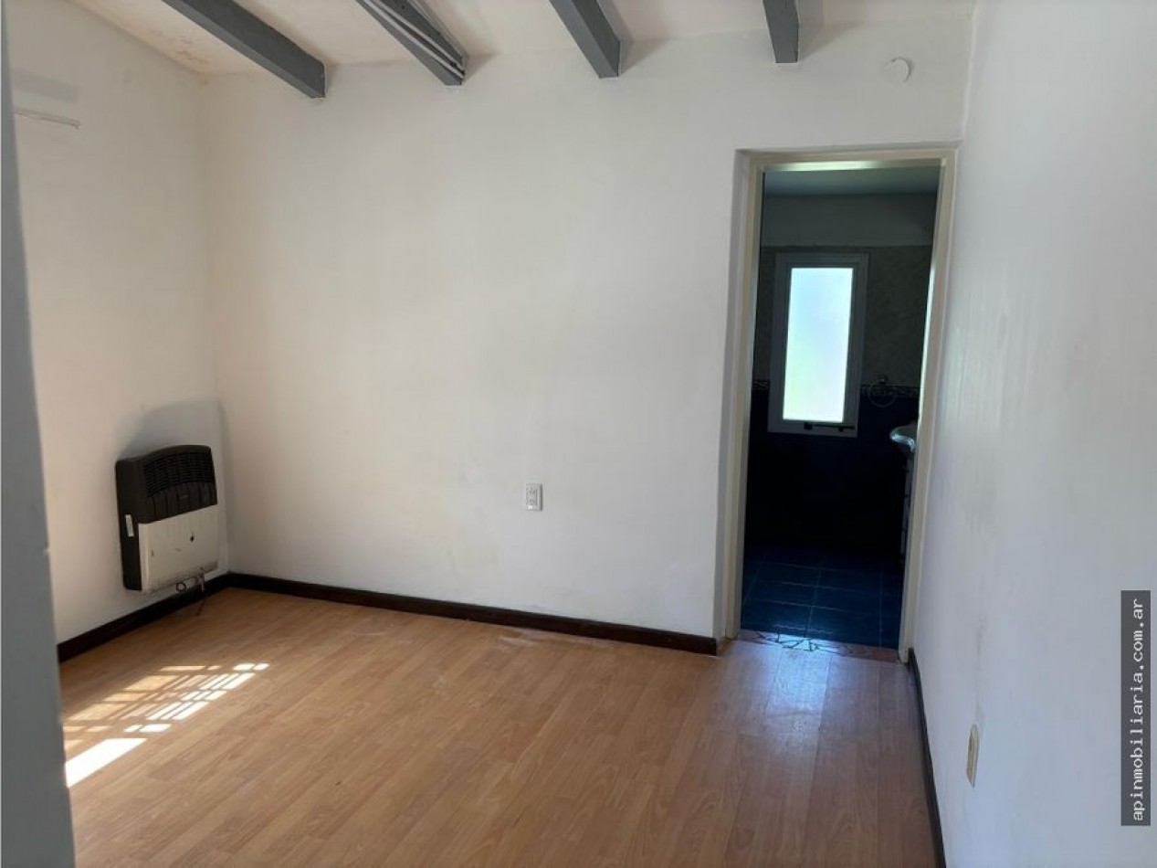 Venta casa 4d c/pileta y quincho Carlos paz 