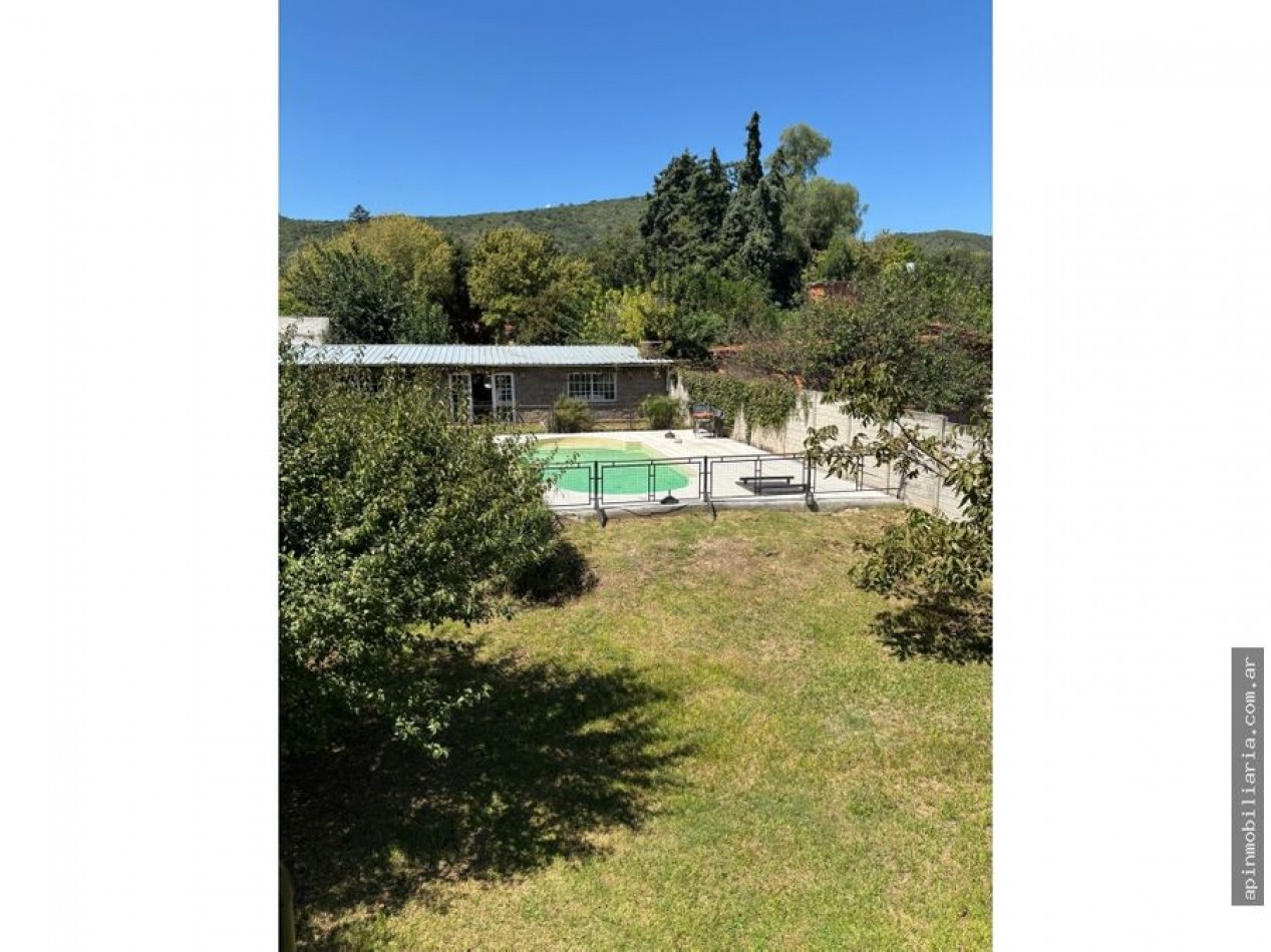 Venta casa 4d c/pileta y quincho Carlos paz 