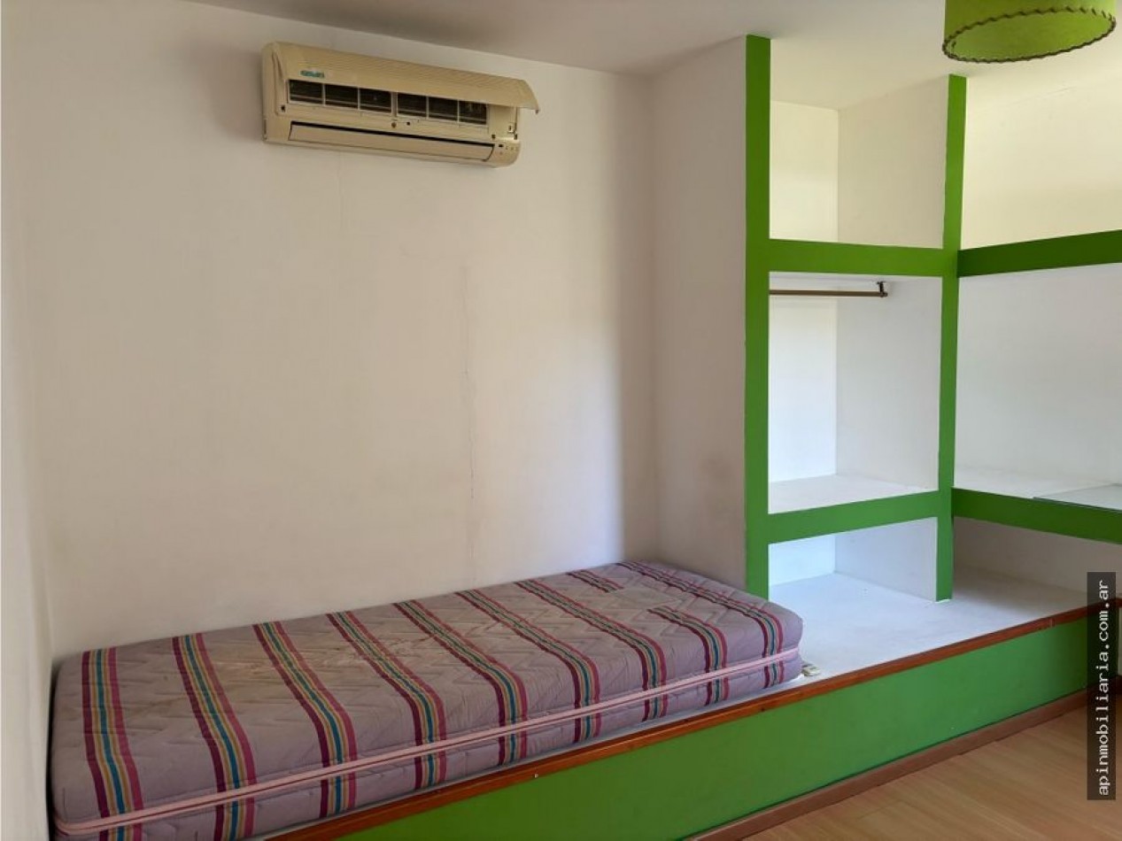 Venta casa 4d c/pileta y quincho Carlos paz 