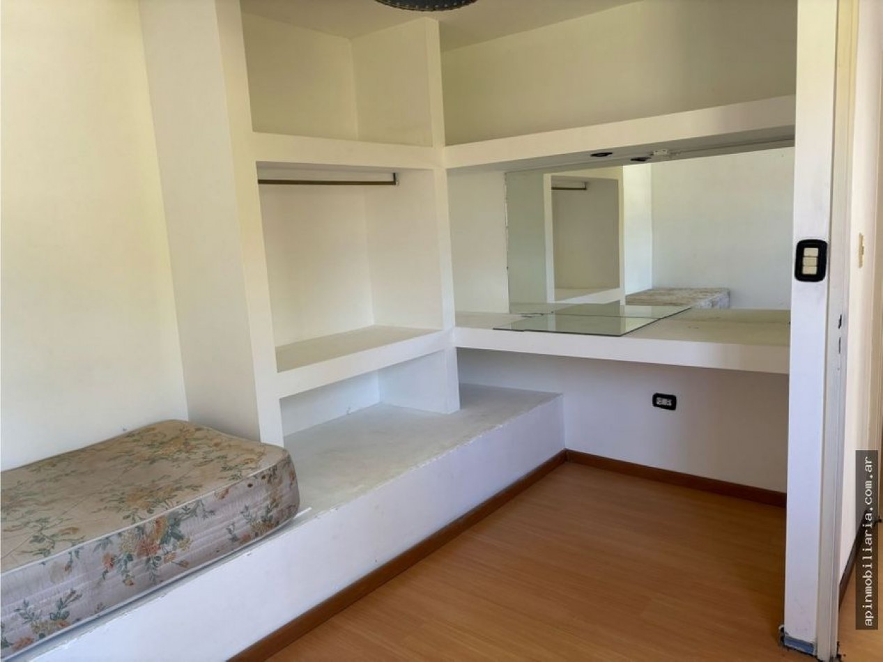 Venta casa 4d c/pileta y quincho Carlos paz 