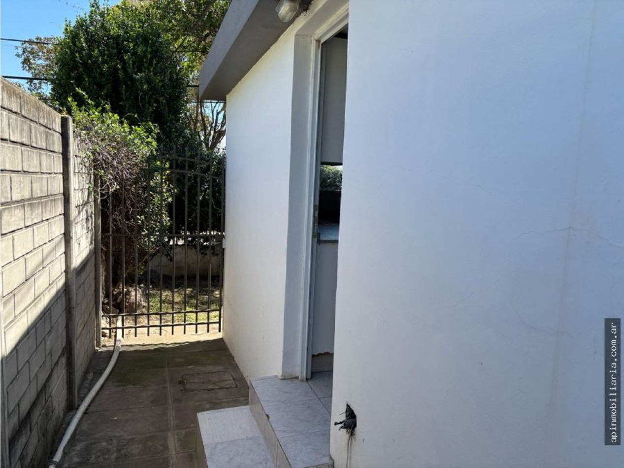Venta casa 4d c/pileta y quincho Carlos paz 