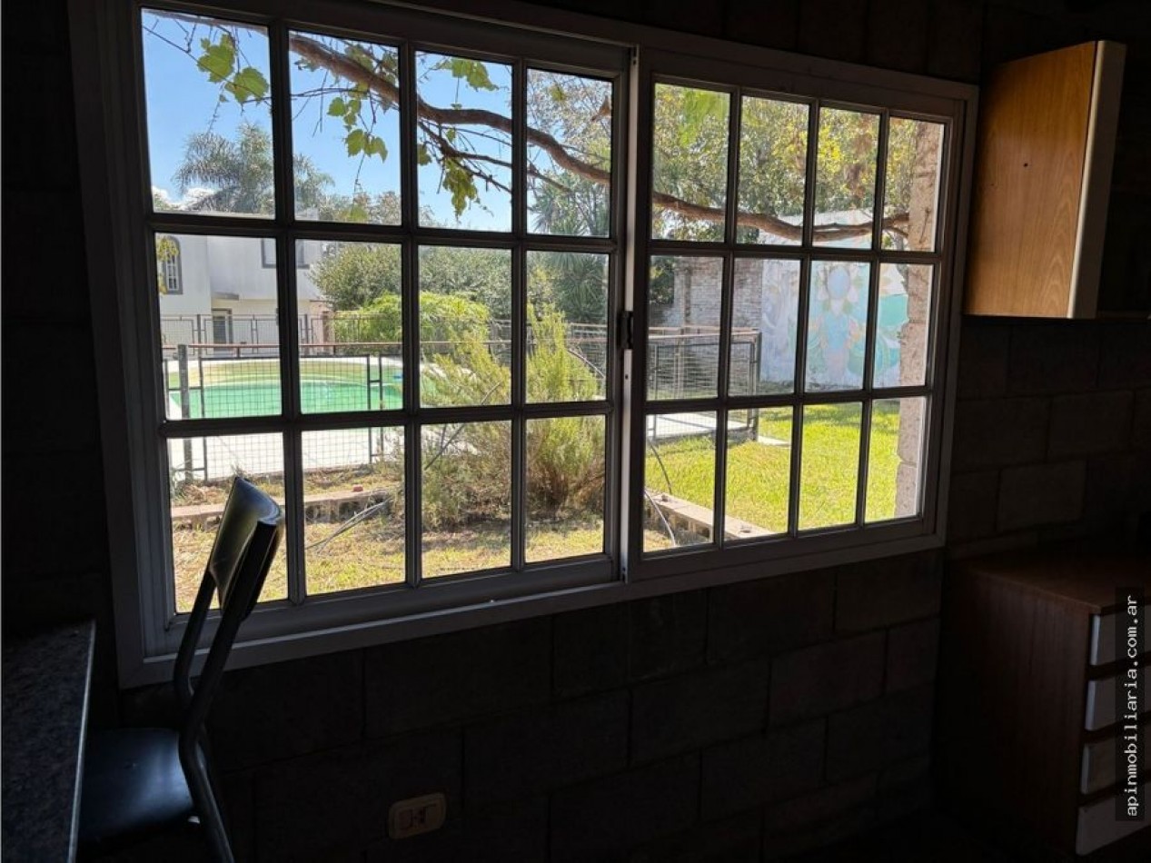 Venta casa 4d c/pileta y quincho Carlos paz 