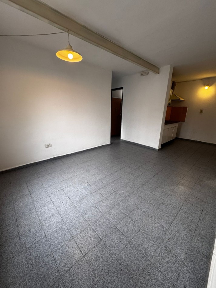 VENDO CASA 2D APTA CRED