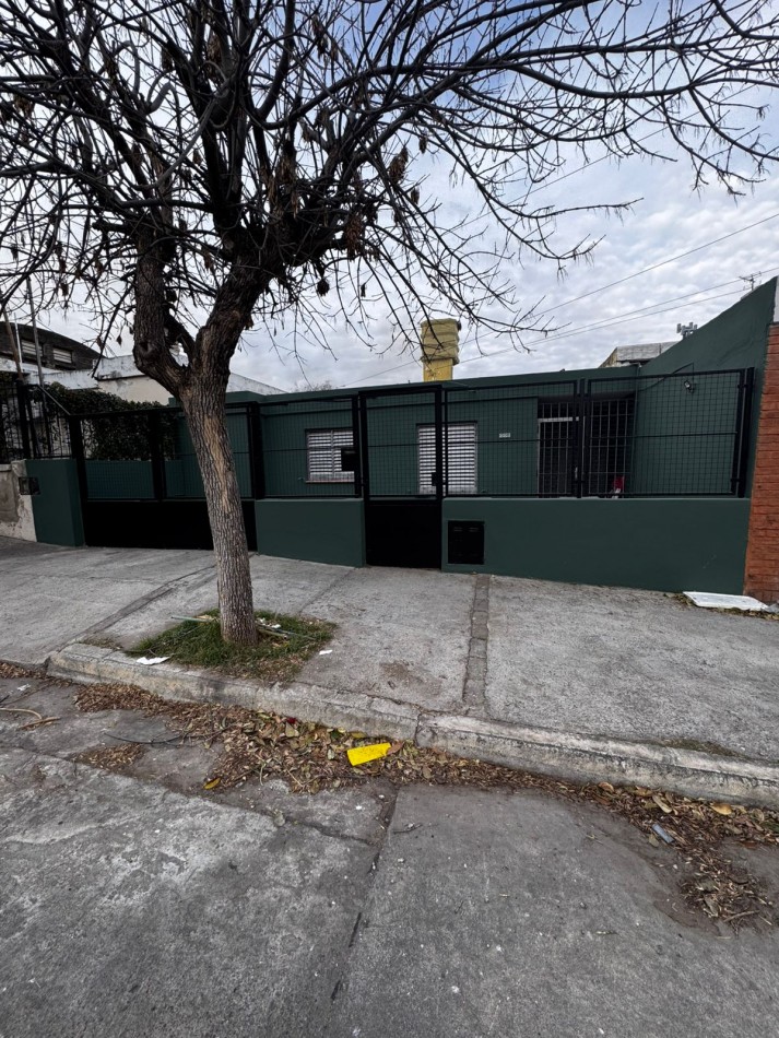 VENDO CASA 2D APTA CRED