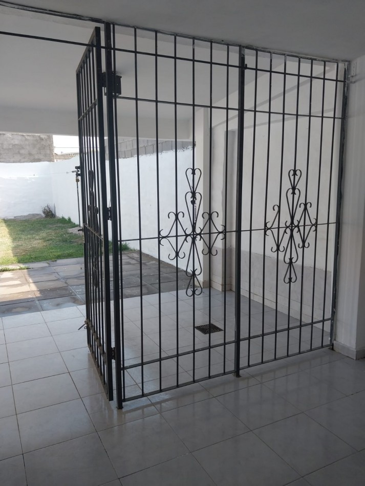Vendo casa 2d B Corral de Palo