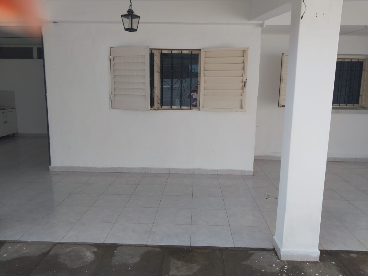 Vendo casa 2d B Corral de Palo