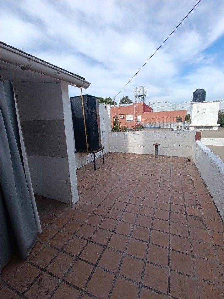 Vendo propiedad en zona ruta 20, 3d. amplia