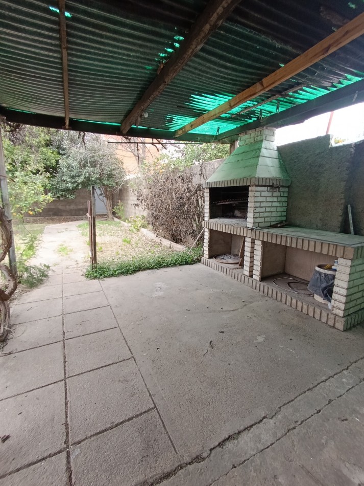 Oportunidad! Casa en venta 2d Matienzo. Amplia