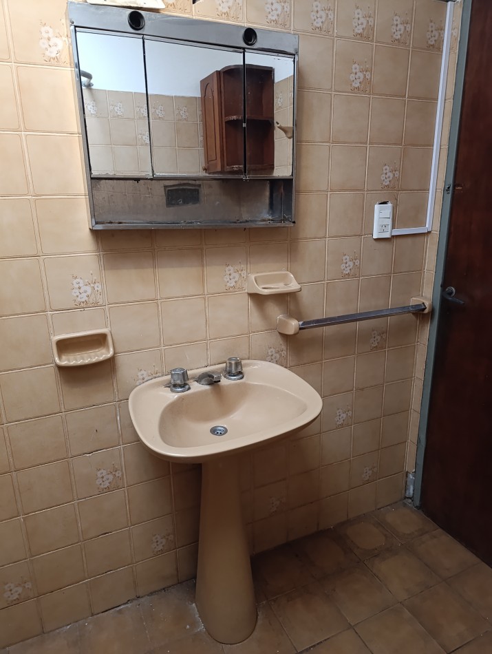 Oportunidad! Casa en venta 2d Matienzo. Amplia