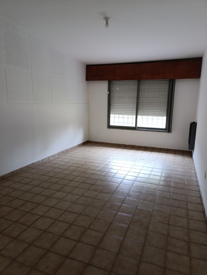 Oportunidad! Casa en venta 2d Matienzo. Amplia