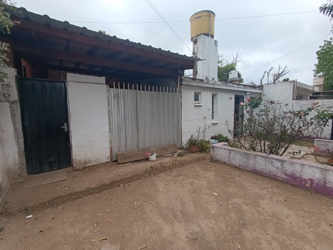 Los platanos. Oportunidad casa + dpt 