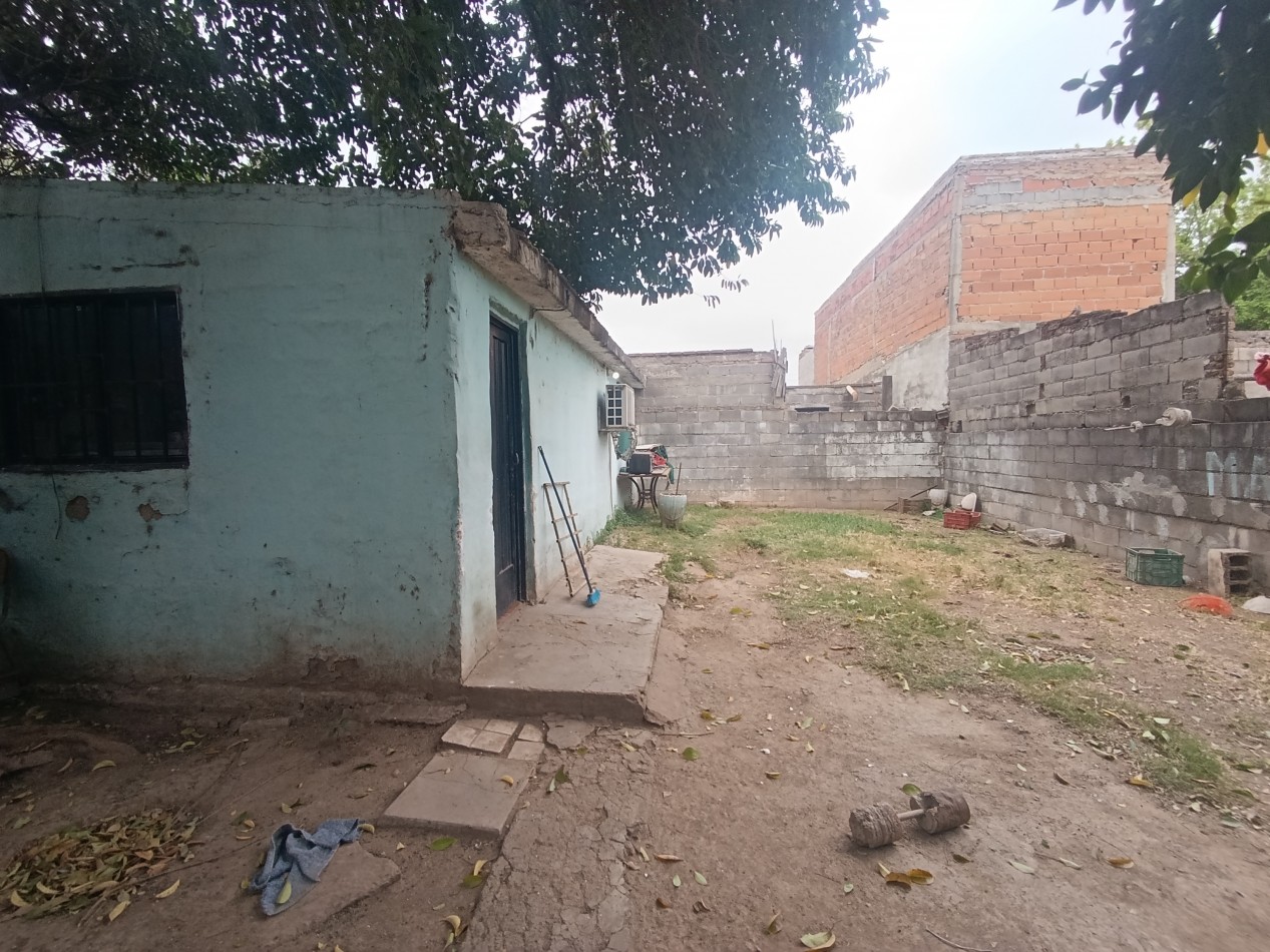 Los platanos. Oportunidad casa + dpt 