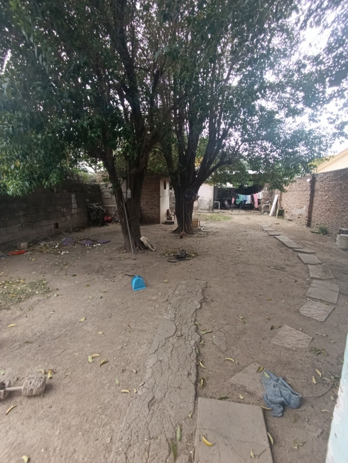 Los platanos. Oportunidad casa + dpt 