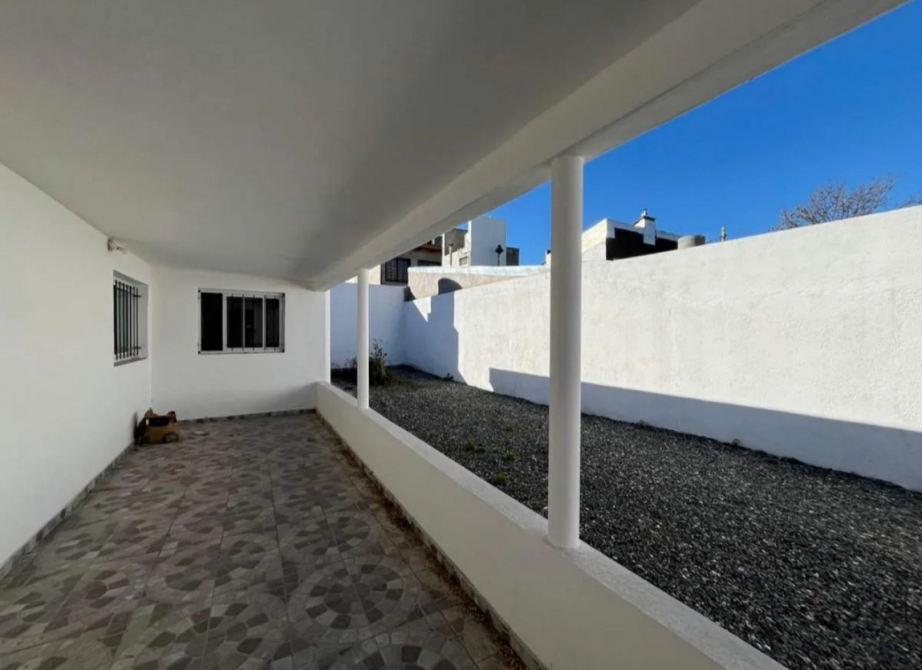 Propiedad remodelada a nueva Rosedal 2d.