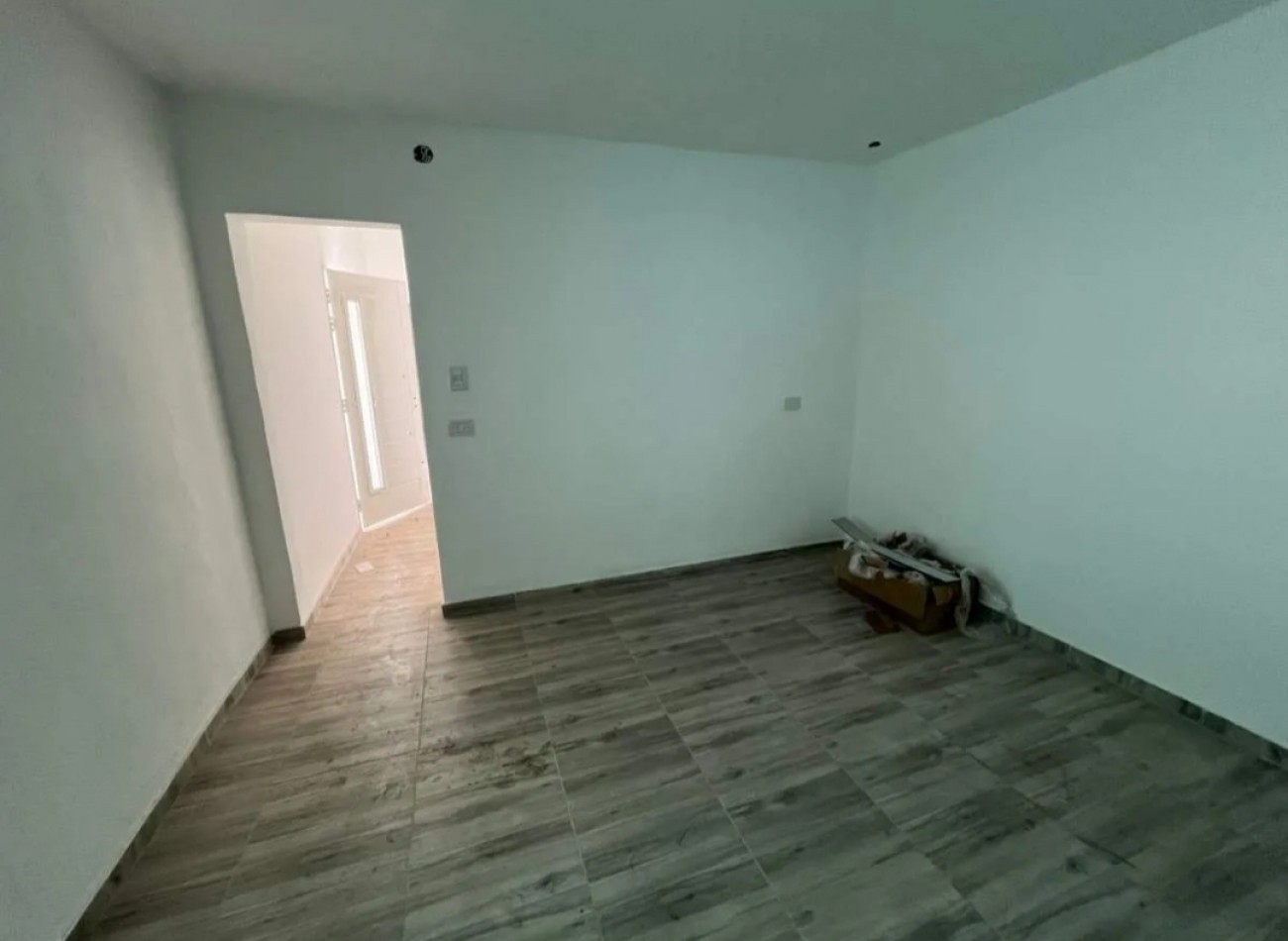 Propiedad remodelada a nueva Rosedal 2d.