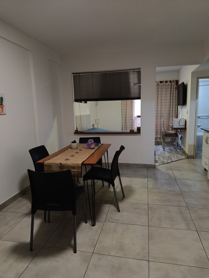 Alquilo Monoambiente amoblado 