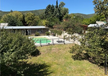 Venta casa 4d c/pileta y quincho Carlos paz 